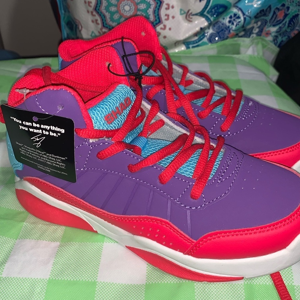 Shaq- youth shoes
